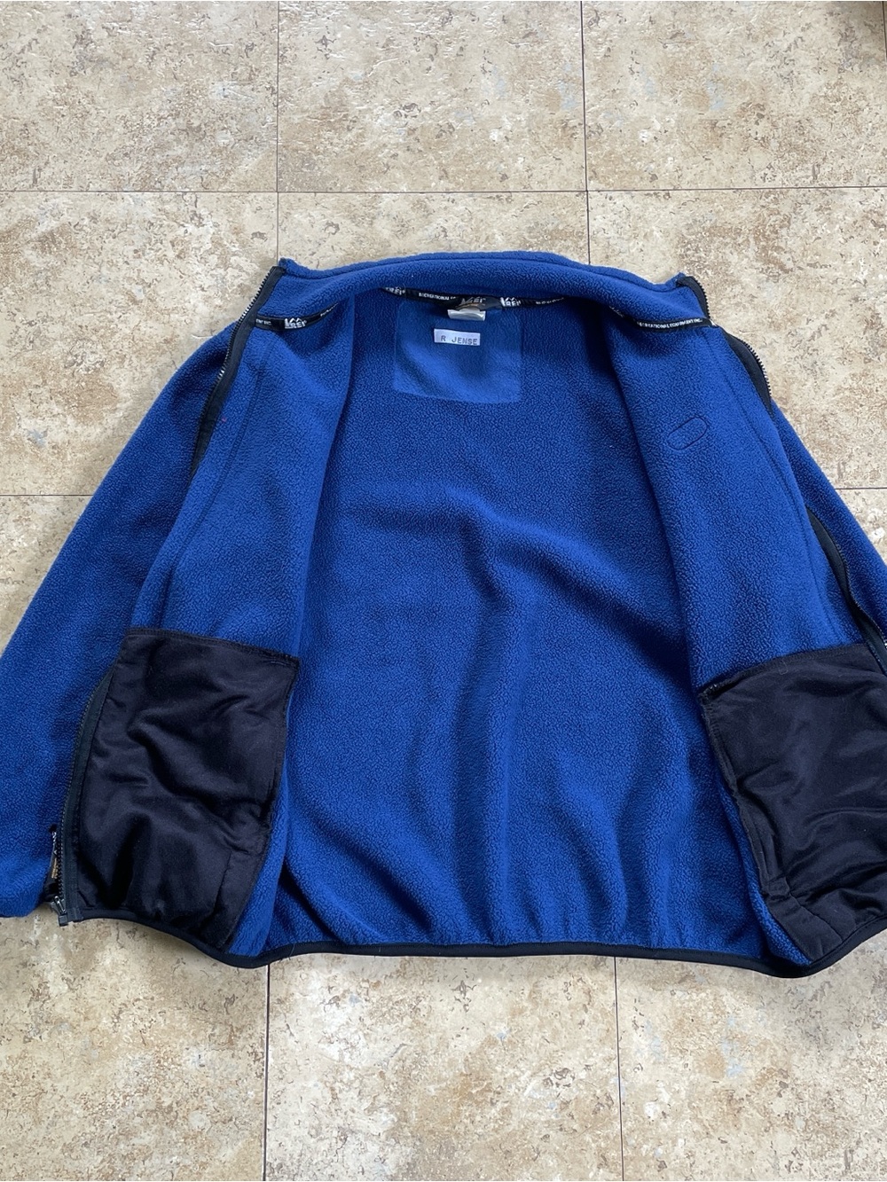 Vintage 2000s REI Polartec fleece. - Picture 5 of 8